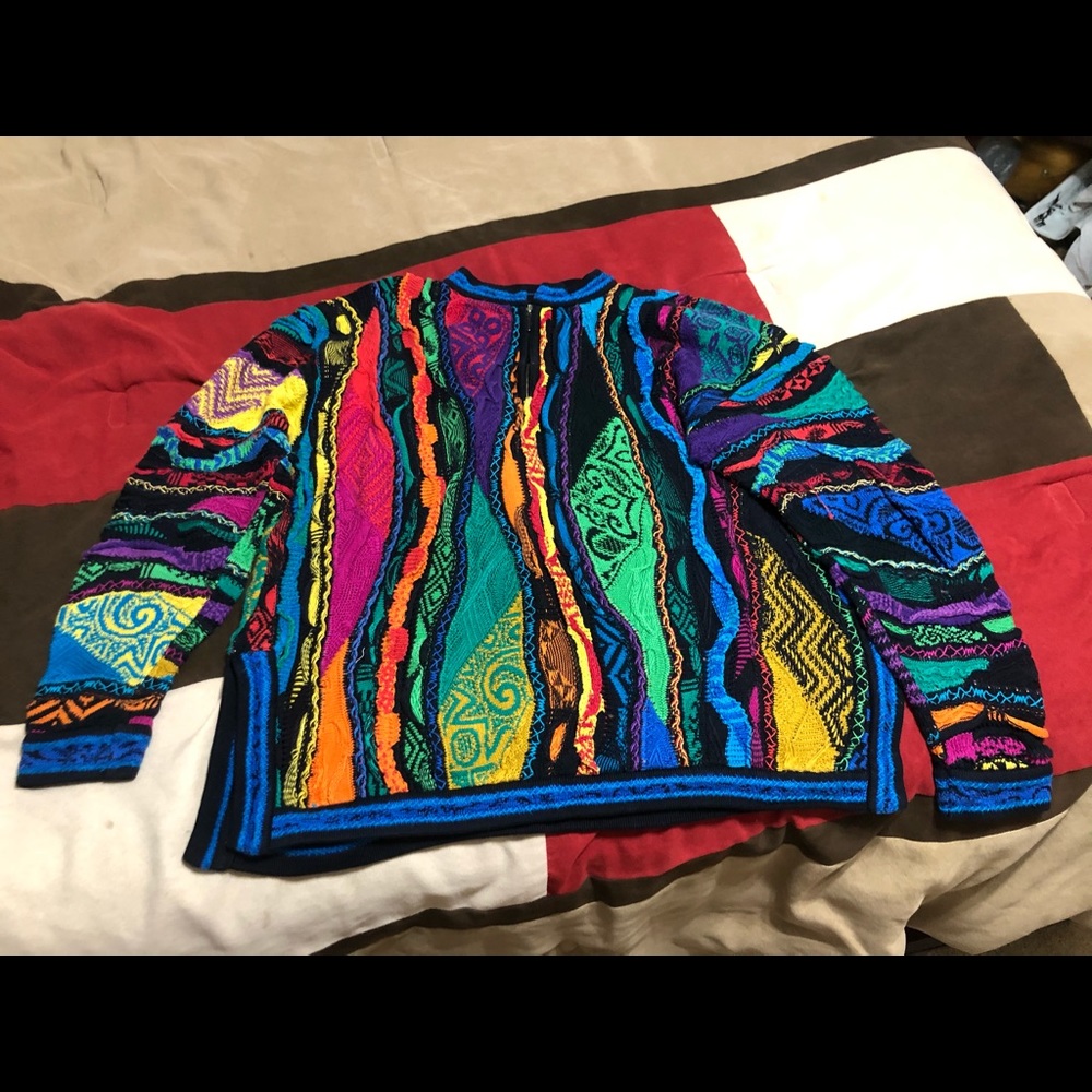 Coogi sweater with zipper